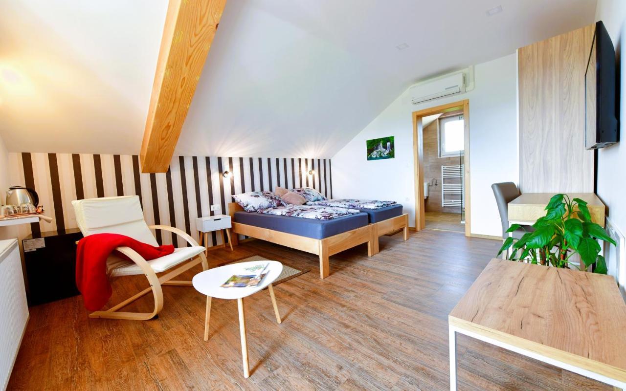 House Bela Vido Hotel Dreznik Grad Bagian luar foto