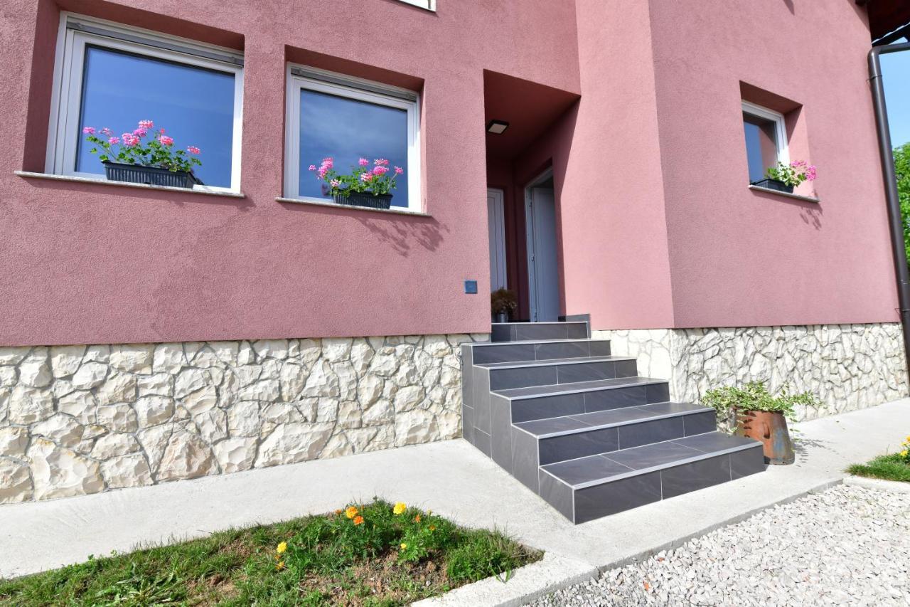House Bela Vido Hotel Dreznik Grad Bagian luar foto