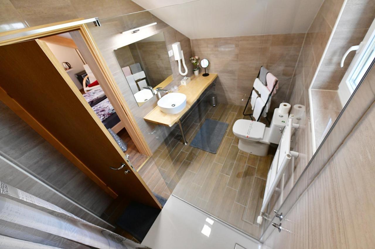 House Bela Vido Hotel Dreznik Grad Bagian luar foto